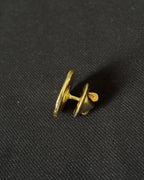 Round Button Brooch